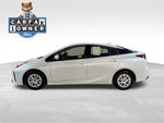 2022 Toyota Prius LE