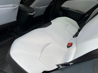 2022 Toyota Prius LE