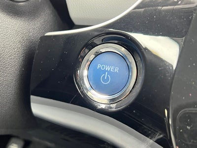 2022 Toyota Prius LE