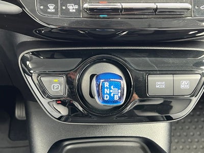 2022 Toyota Prius LE