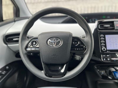 2022 Toyota Prius LE