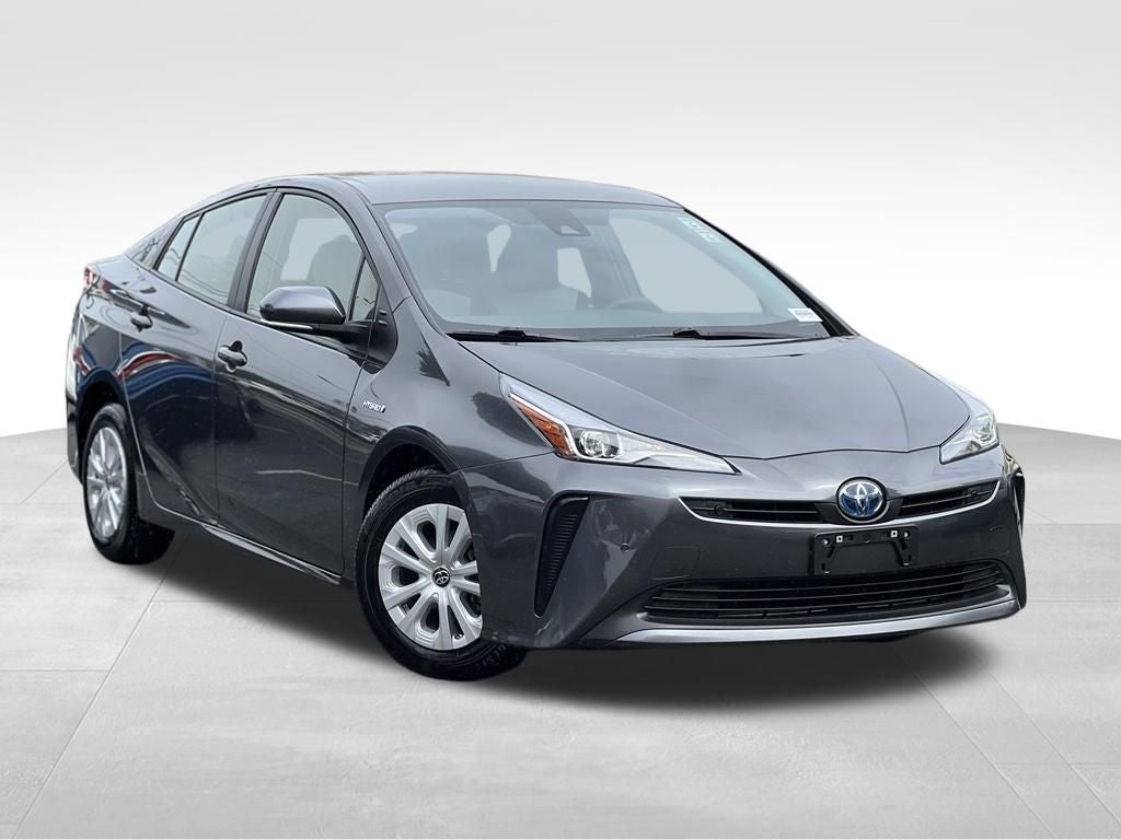 2022 Toyota Prius LE