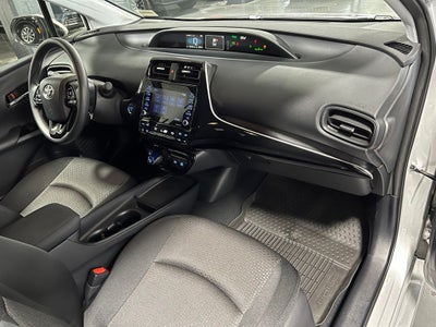 2022 Toyota Prius LE