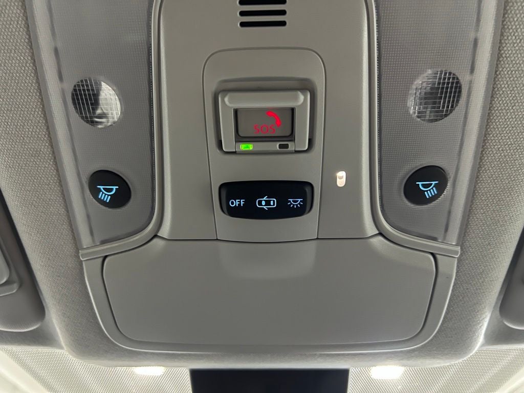 2022 Toyota Prius LE