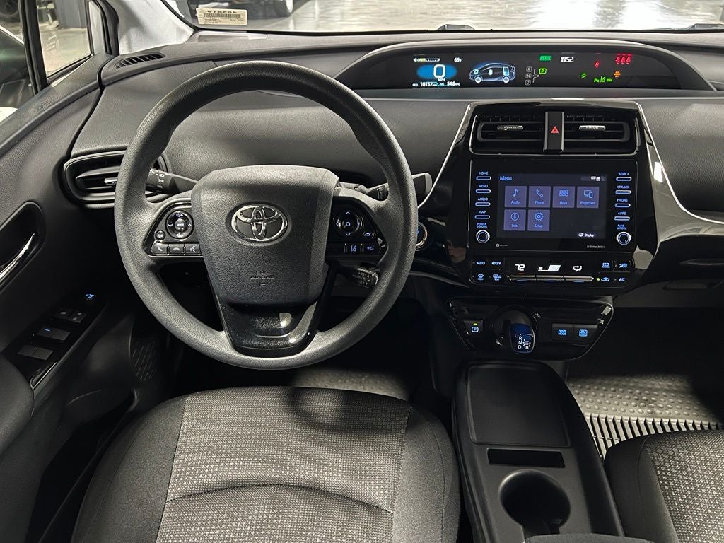 2022 Toyota Prius LE