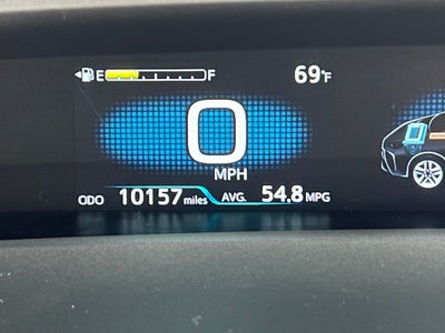 2022 Toyota Prius LE