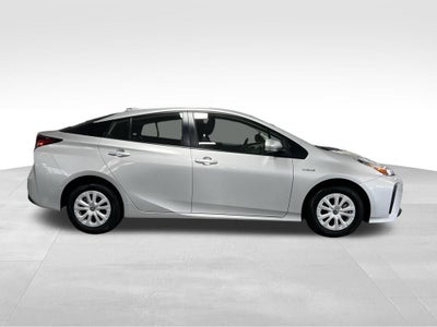 2022 Toyota Prius LE