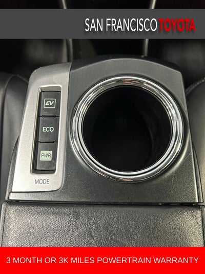 2015 Toyota Prius v Four