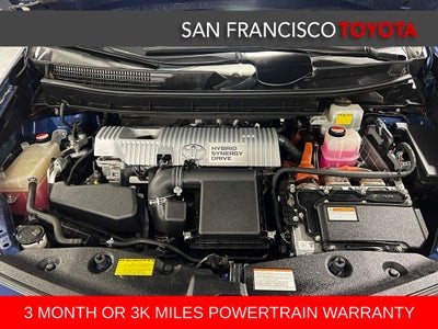 2015 Toyota Prius v Four