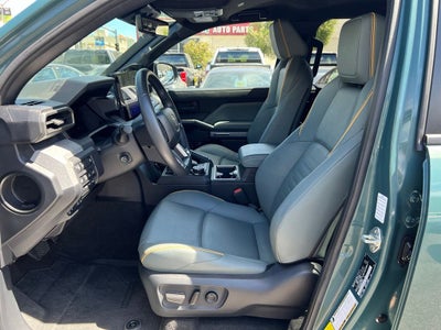 2025 Toyota 4Runner i-FORCE MAX Hybrid Trailhunter