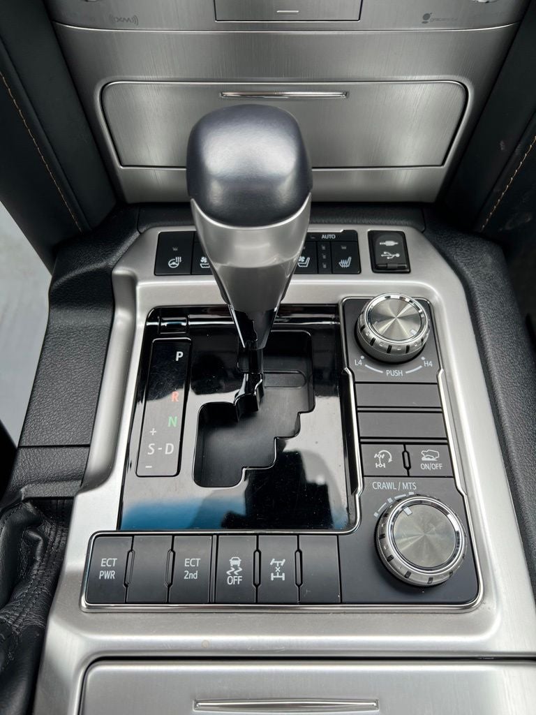 2020 Toyota Land Cruiser Heritage Edition