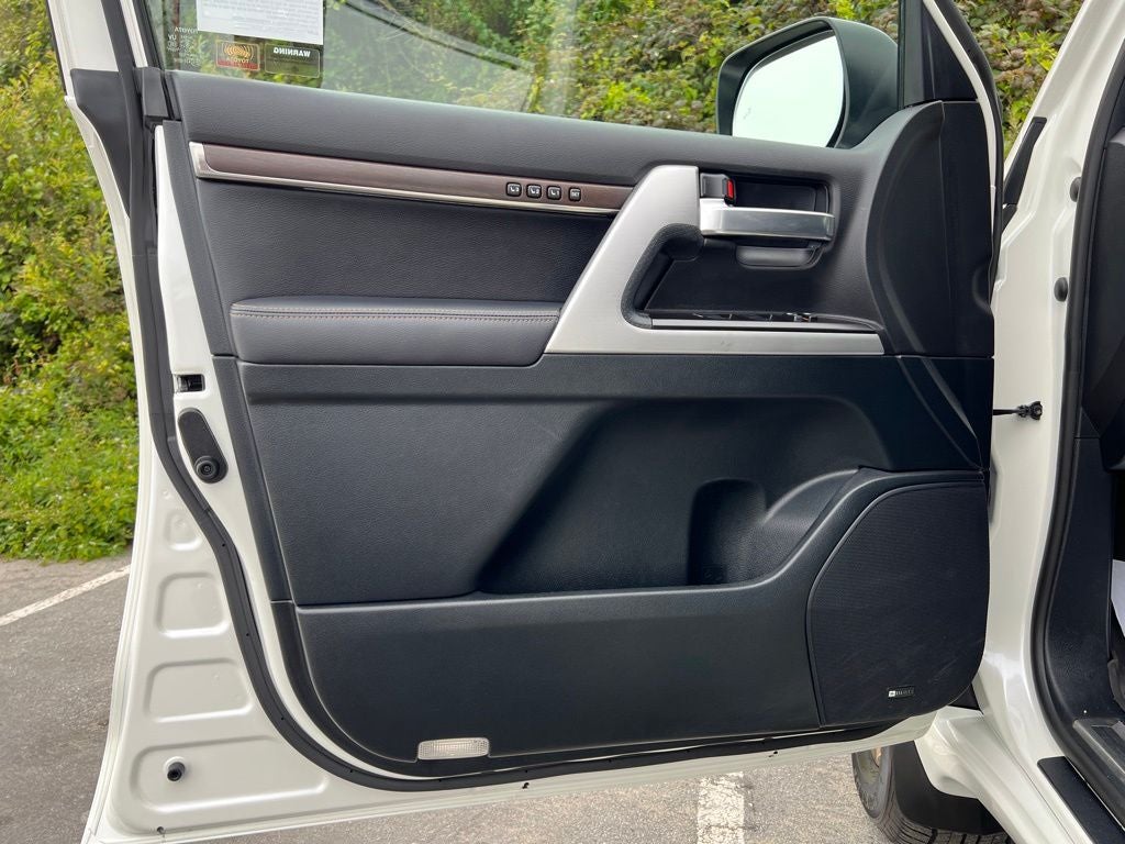 2020 Toyota Land Cruiser Heritage Edition