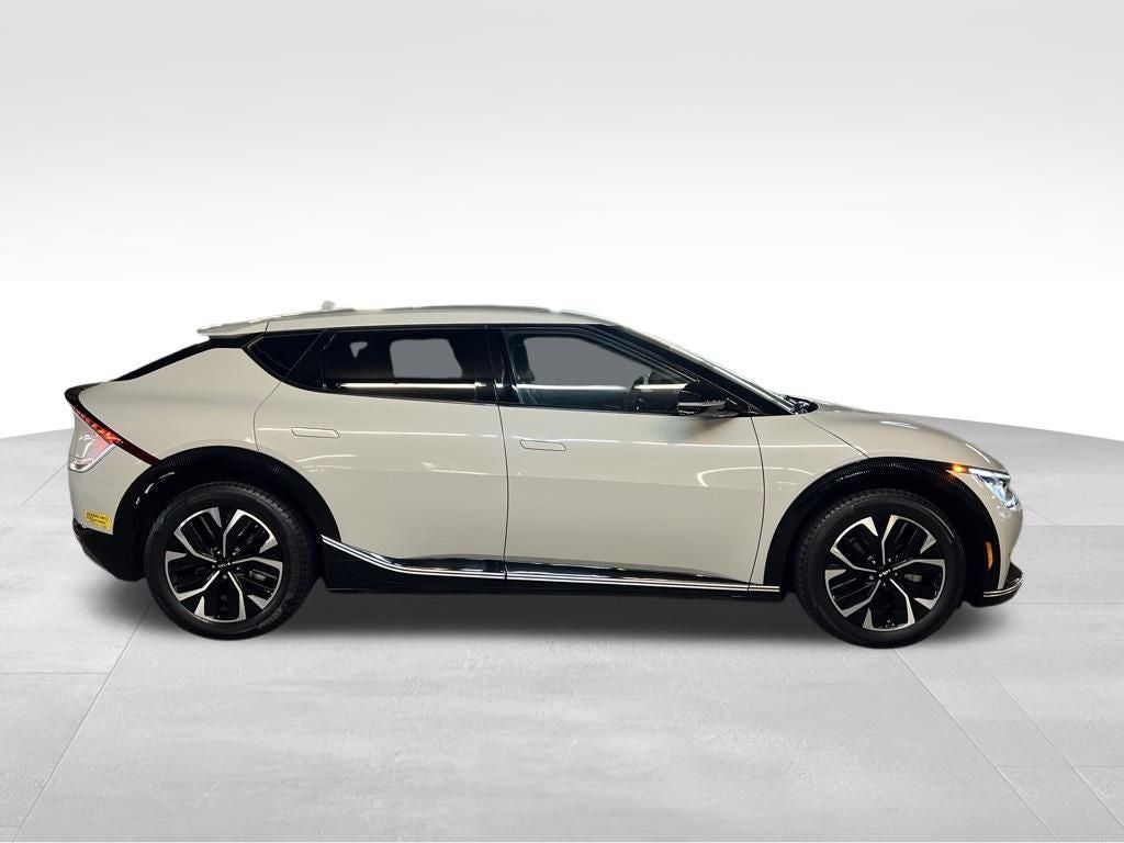 2022 Kia EV6 Wind