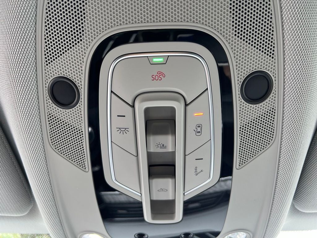 2022 Audi e-tron Premium quattro