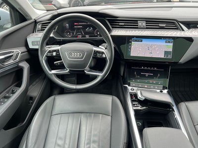 2022 Audi e-tron Premium quattro