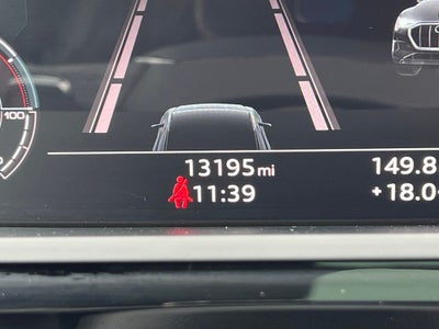 2022 Audi e-tron Premium quattro