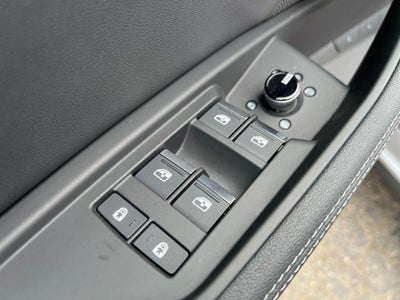2022 Audi e-tron Premium quattro