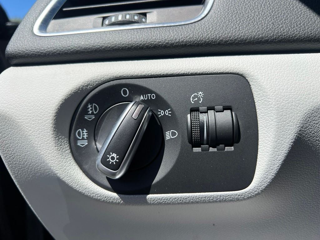 2015 Audi Q3 2.0T Premium Plus quattro