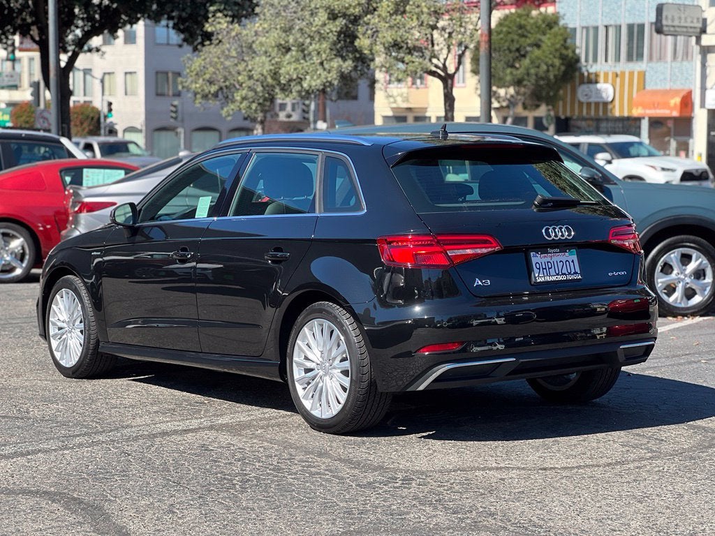 2017 Audi A3 e-tron 1.4T Premium