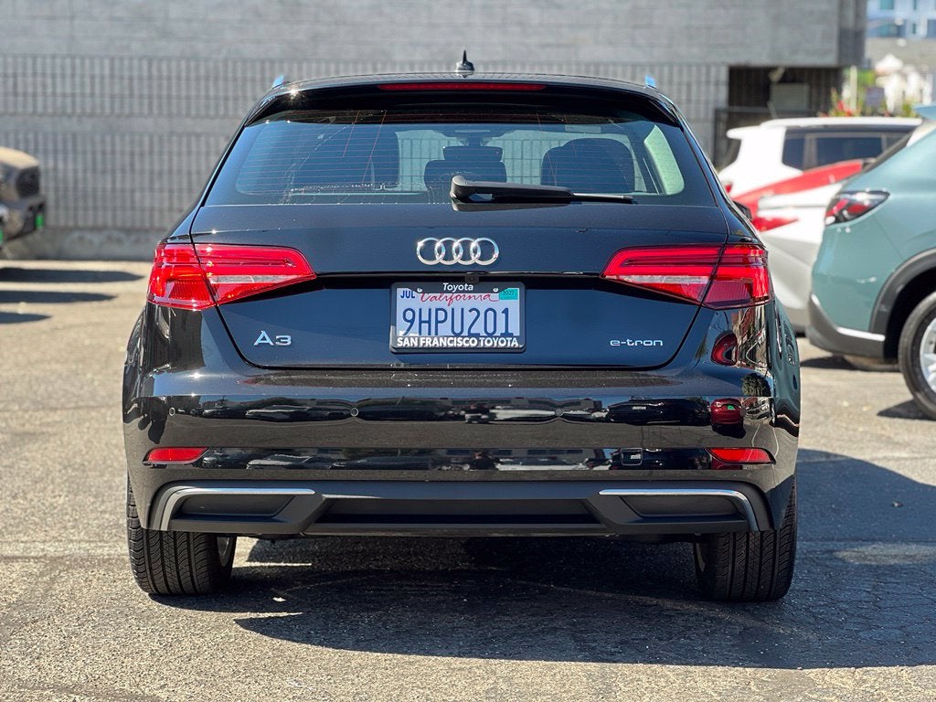 2017 Audi A3 e-tron 1.4T Premium