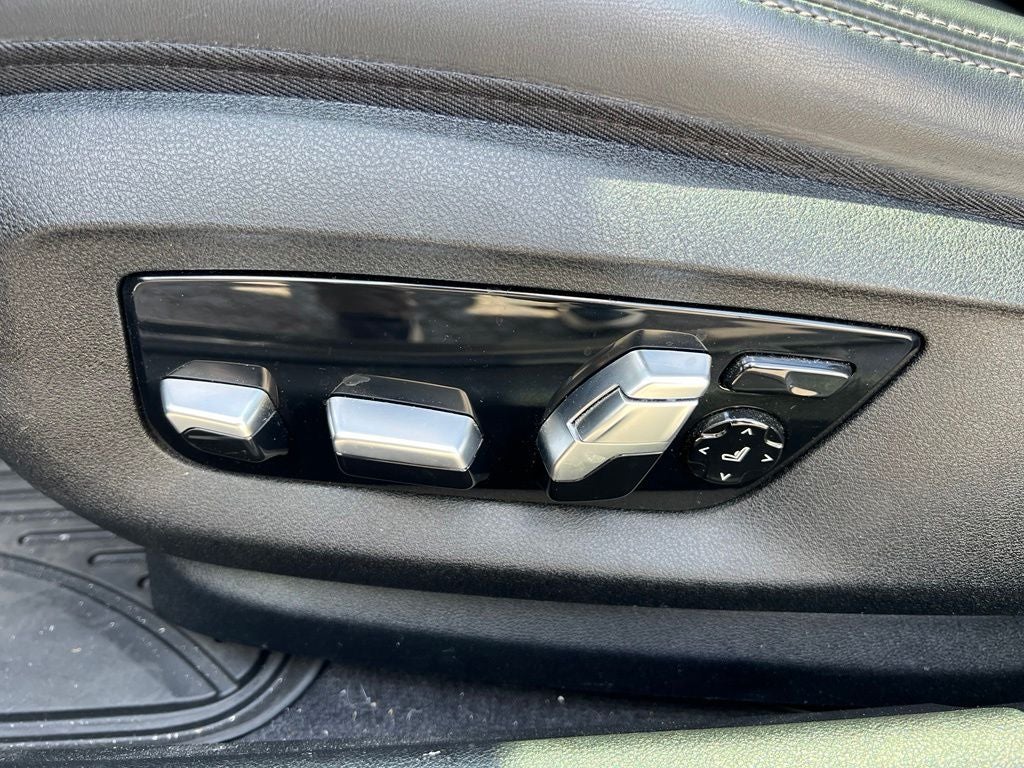 2021 BMW 5 Series 540i