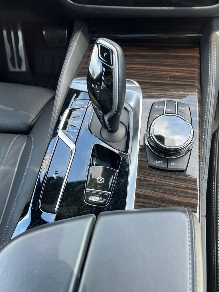 2021 BMW 5 Series 540i