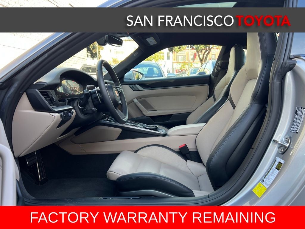 2025 Porsche 911 Carrera