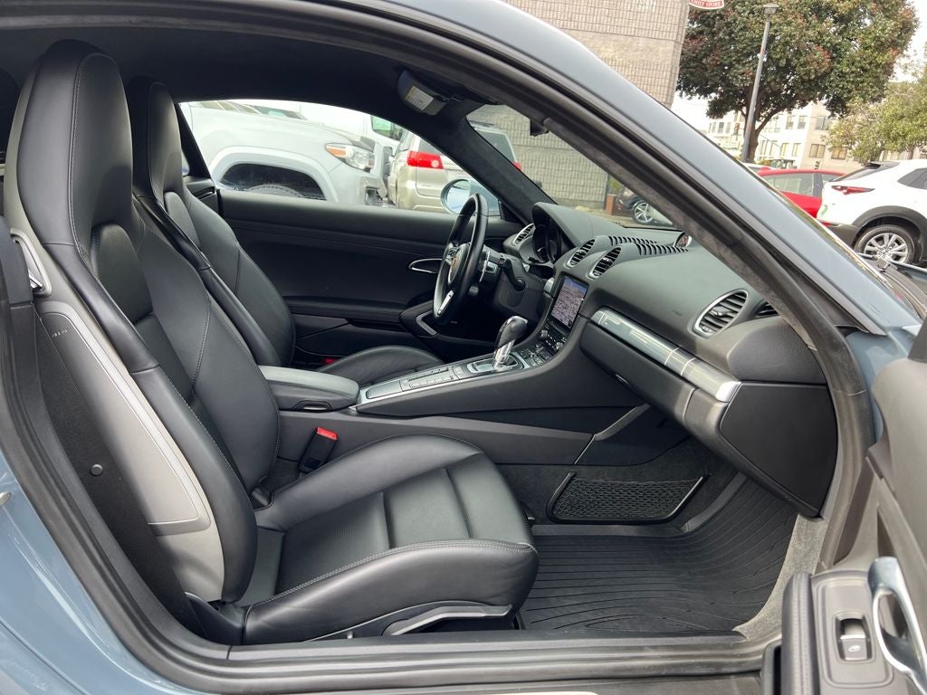 2018 Porsche 718 Cayman GTS