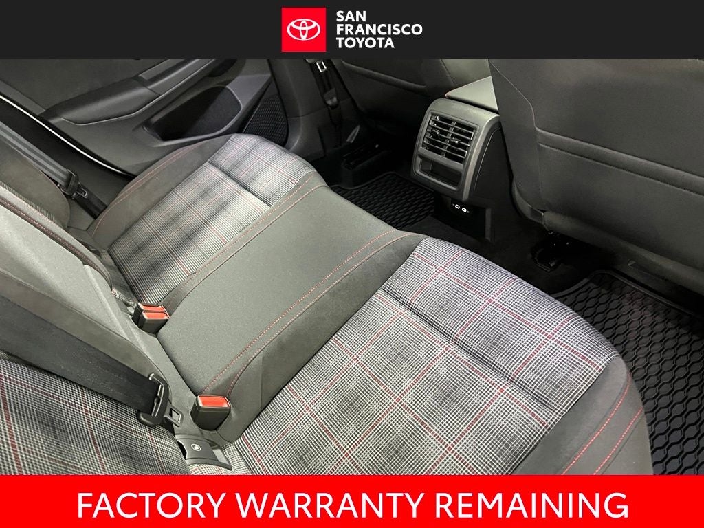 2024 Volkswagen Golf GTI SE