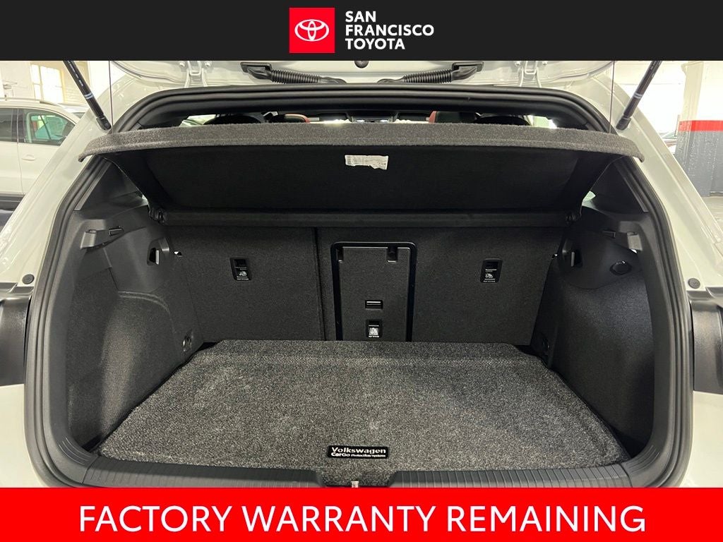 2024 Volkswagen Golf GTI SE