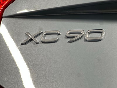 2020 Volvo XC90 T6 Momentum