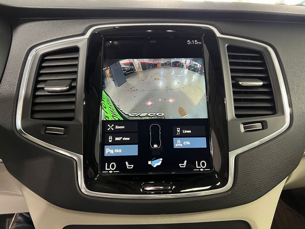 2020 Volvo XC90 T6 Momentum