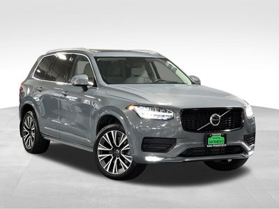 2020 Volvo XC90 T6 Momentum