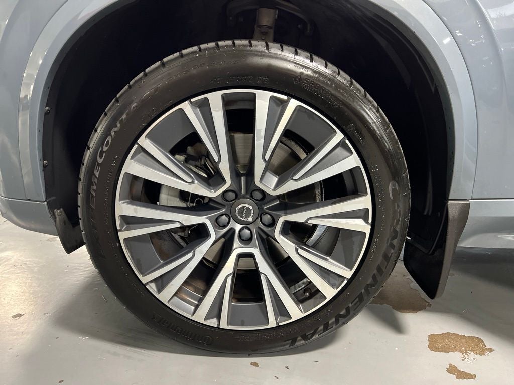 2020 Volvo XC90 T6 Momentum