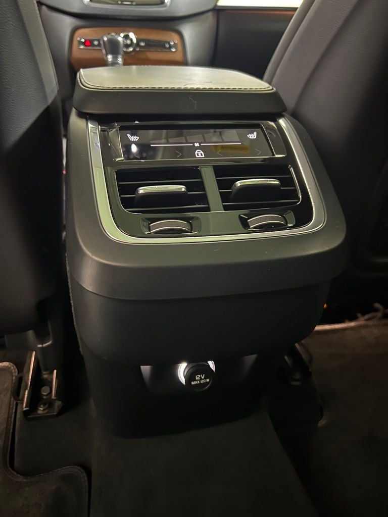 2019 Volvo XC90 T6 Inscription