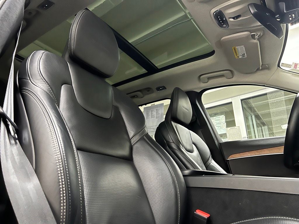 2019 Volvo XC90 T6 Inscription