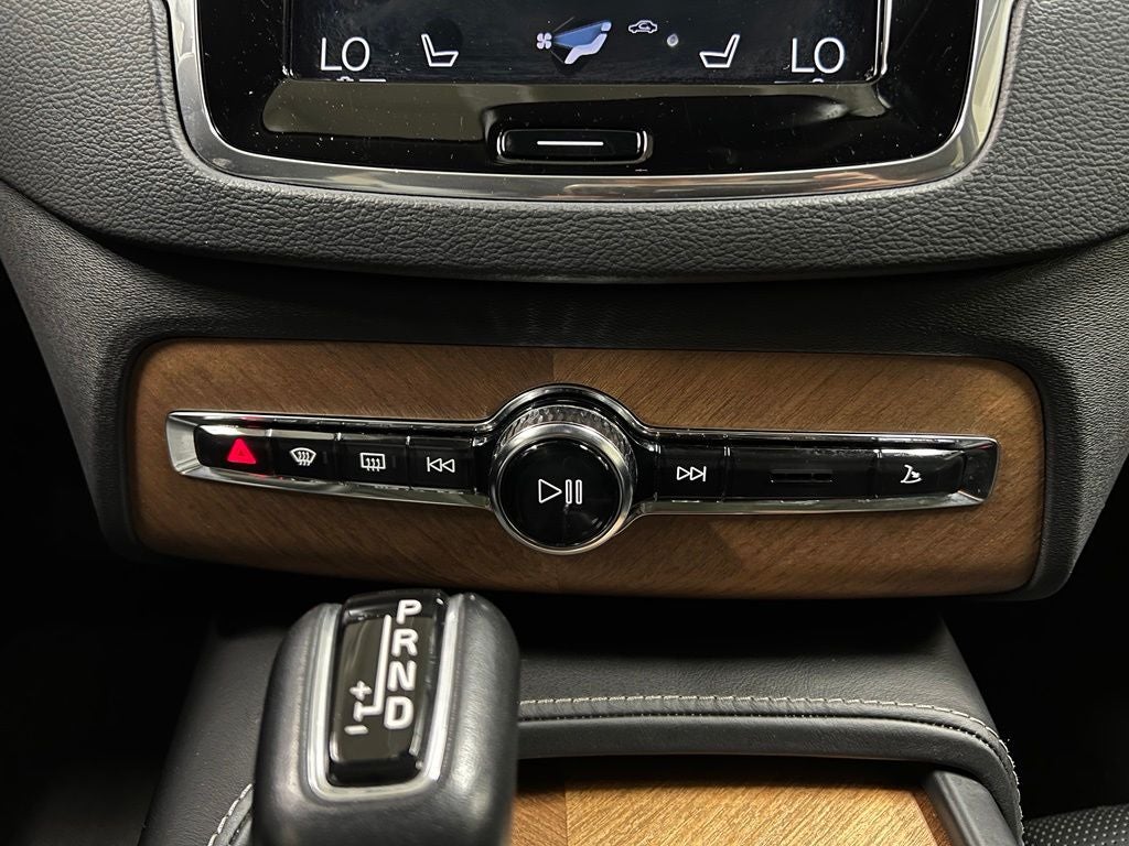 2019 Volvo XC90 T6 Inscription