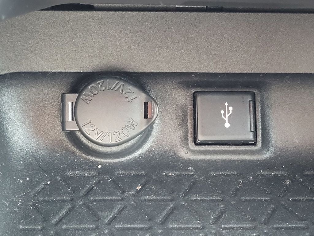 2022 Toyota RAV4 Hybrid LE AWD 41 mpg