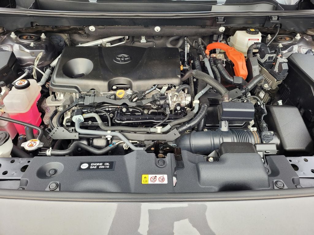 2022 Toyota RAV4 Hybrid LE AWD 41 mpg