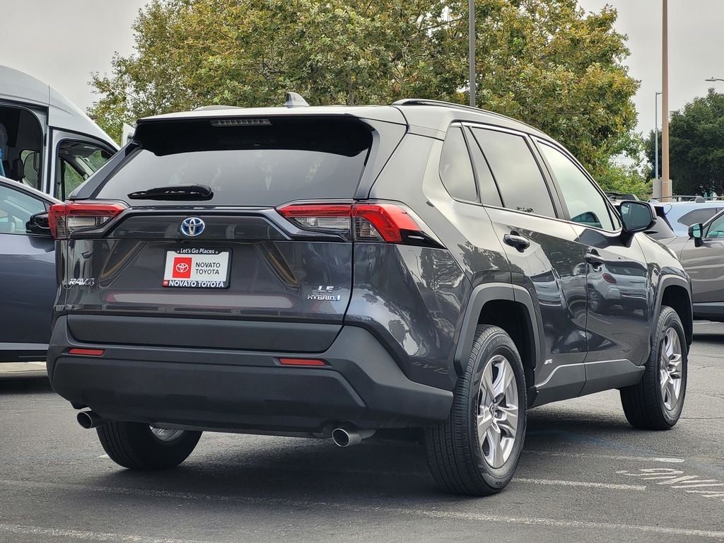 2022 Toyota RAV4 Hybrid LE
