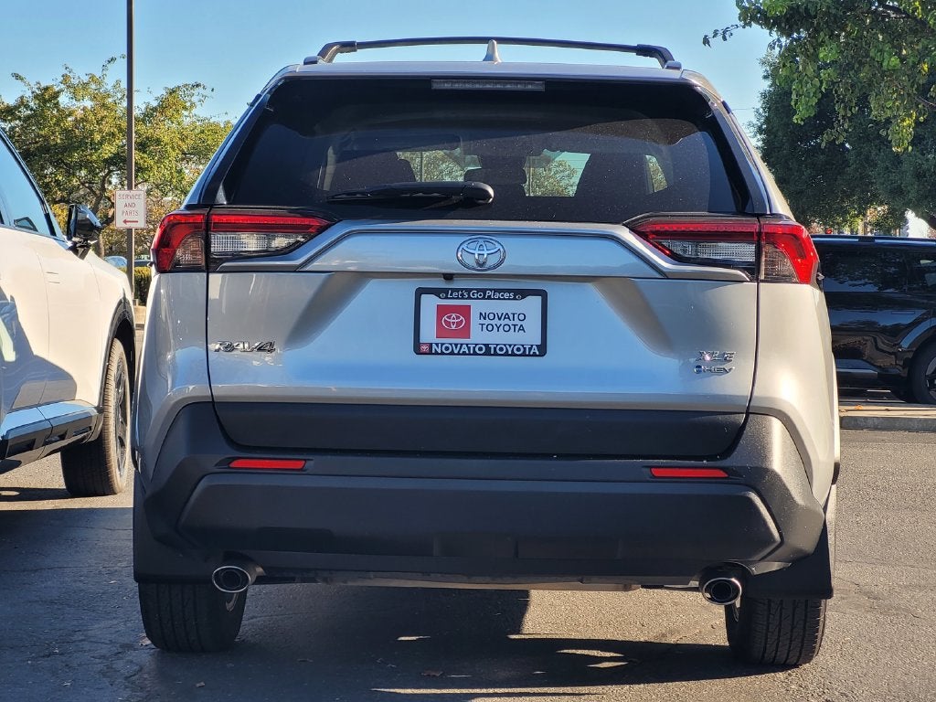 2025 Toyota RAV4 Hybrid XLE