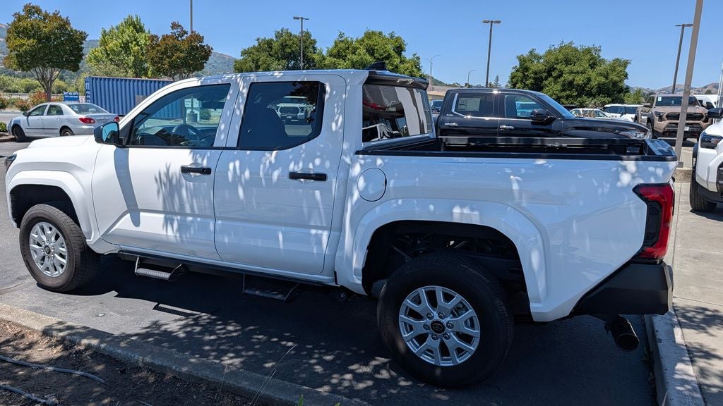 2025 Toyota Tacoma SR
