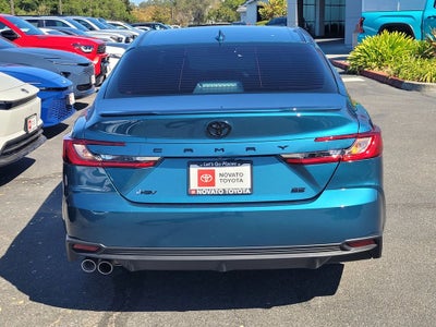 2025 Toyota Camry SE