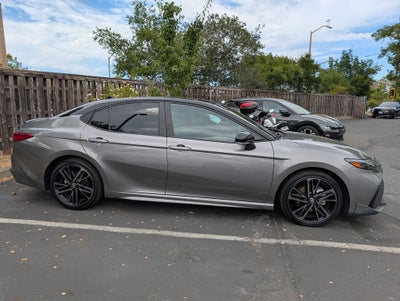 2025 Toyota Camry XSE Hybrid 48 MPG