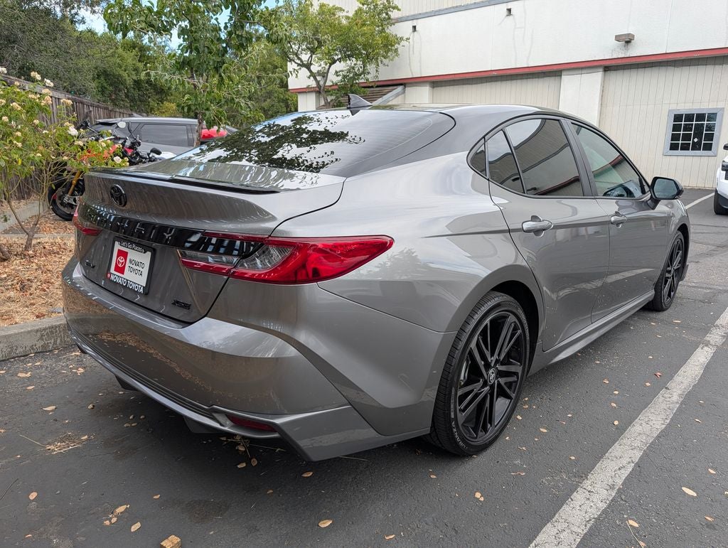 2025 Toyota Camry XSE Hybrid 48 MPG