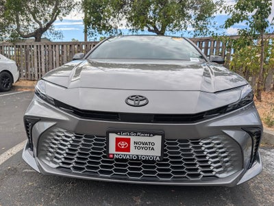 2025 Toyota Camry XSE Hybrid 48 MPG