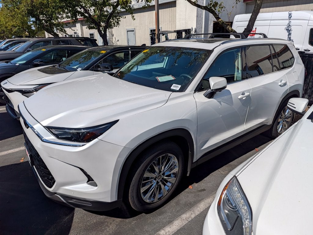 2024 Toyota Grand Highlander Platinum AWD