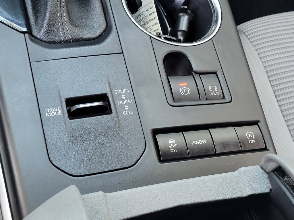 2022 Toyota Highlander L