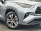 2022 Toyota Highlander Hybrid XLE AWD 8 Passenger 35 mpg