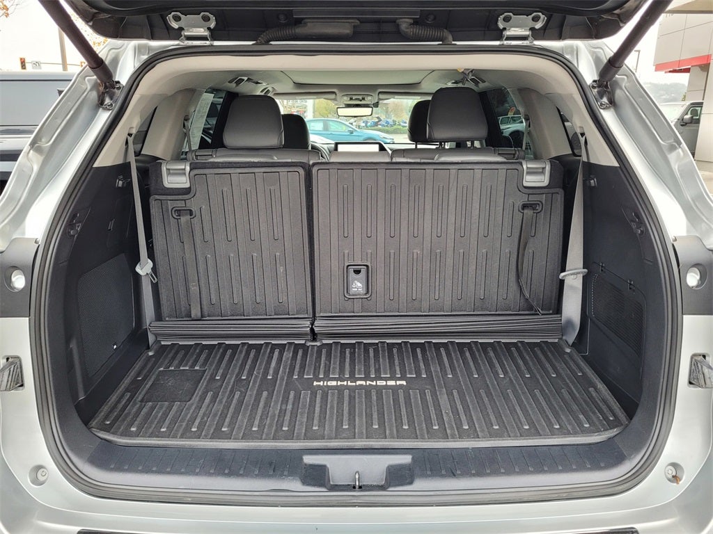 2024 Toyota Highlander Platinum